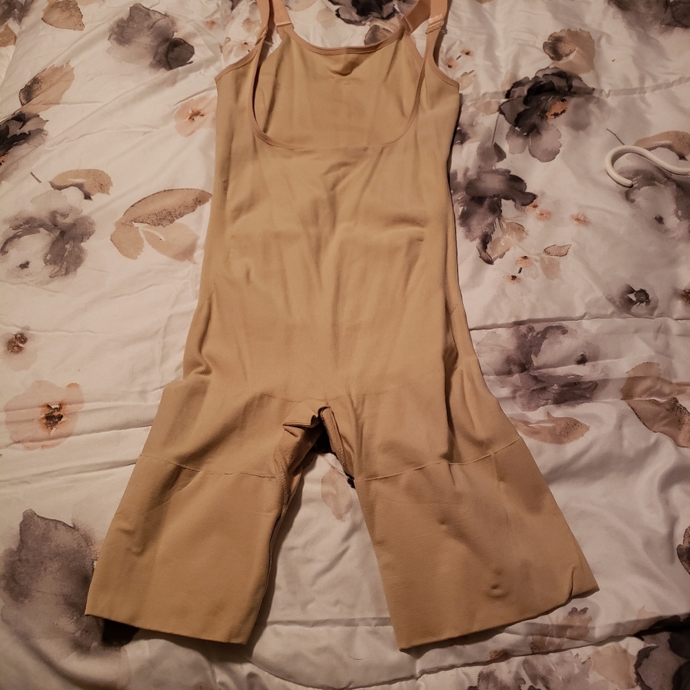 Body suit Spanx style
